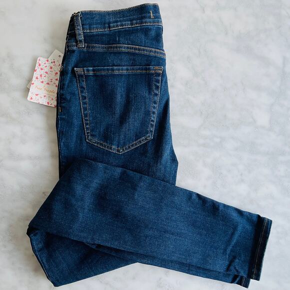 Free People Busted Skinny Jeans 27 Dark Distressed New Fall Winter - Picture 2 of 7